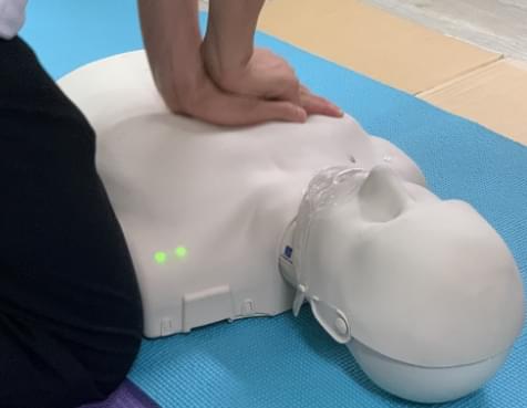 胸骨圧迫・人工呼吸・AED